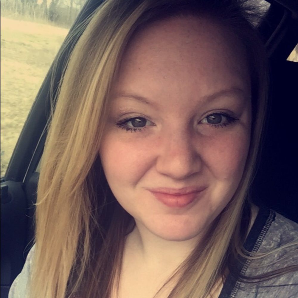 Meet your Posher, Ashlyn